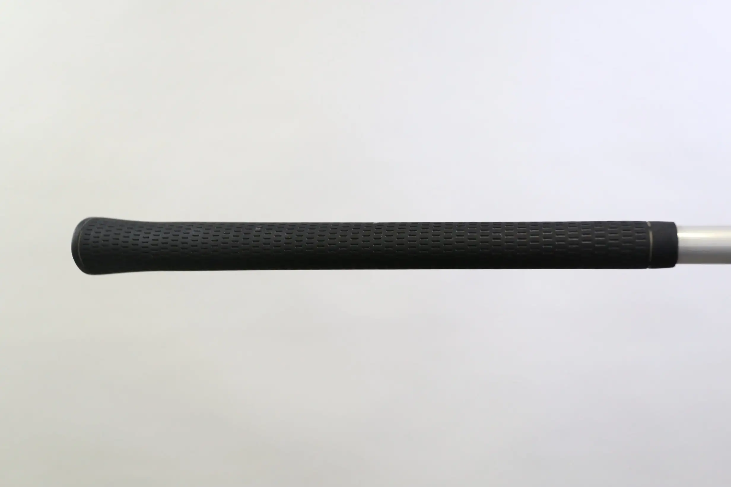 TaylorMade R9 460 Driver - Right-Handed - 9.5 Degrees - Stiff Flex - Image 9