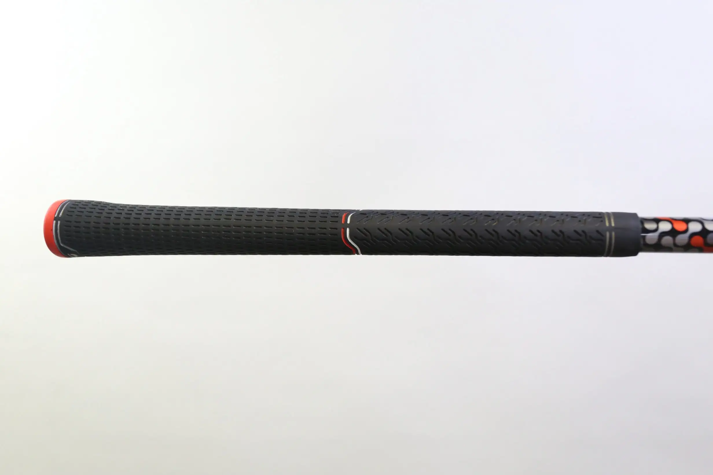 TaylorMade R15 Driver - Right-Handed - 9.5 Degrees - Regular Flex - Image 9