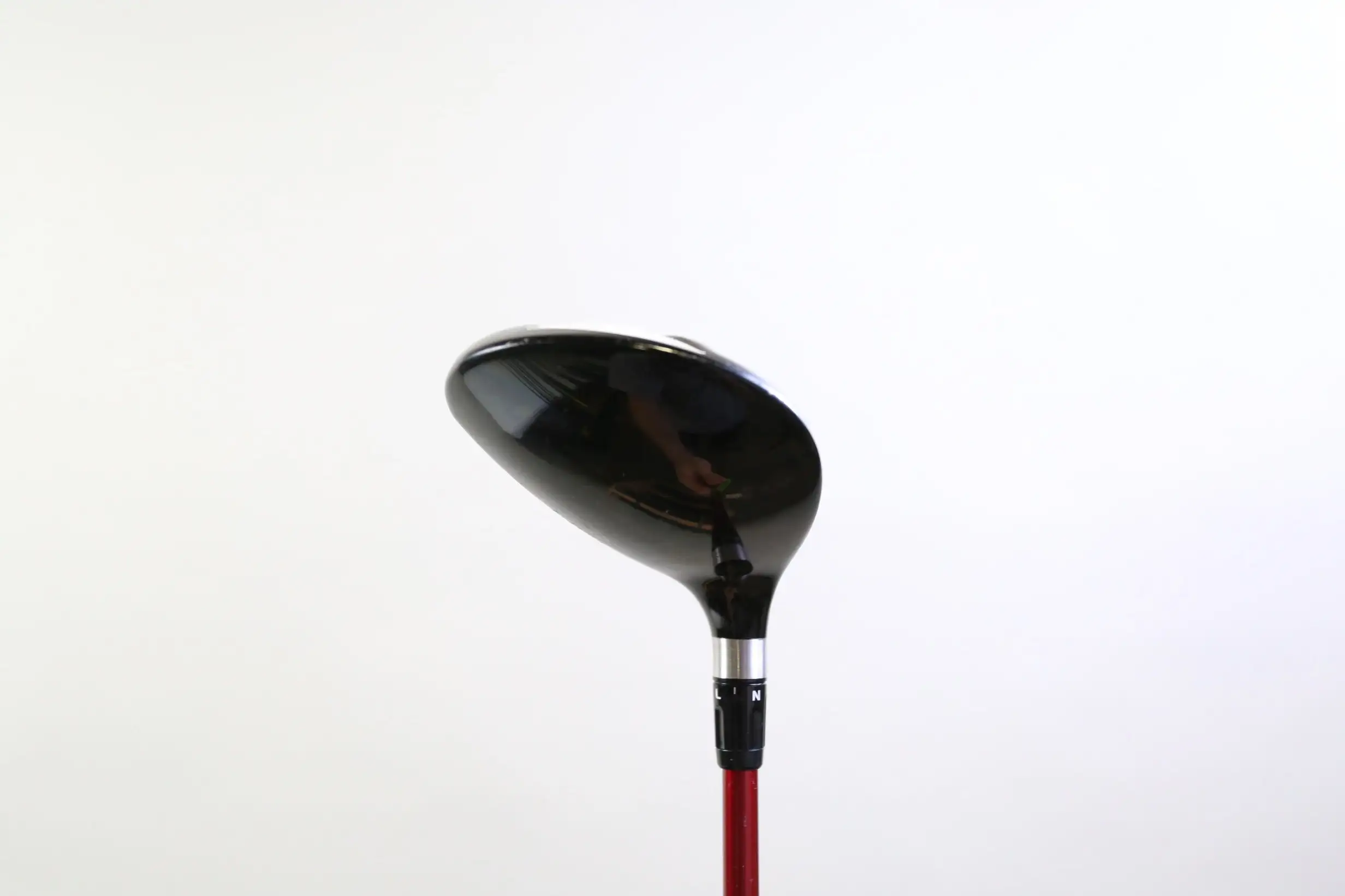 TaylorMade R9 4 Wood 17* RH 42.75 In Fujikura Graphite Shaft Stiff Flex - Image 4